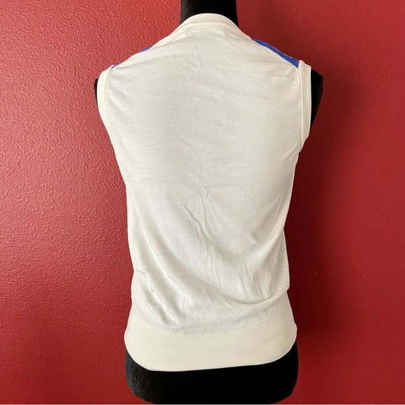 Dolce & Gabbana Sleeveless Majolica Print Multicolor Silk Top - Picture 4 of 11